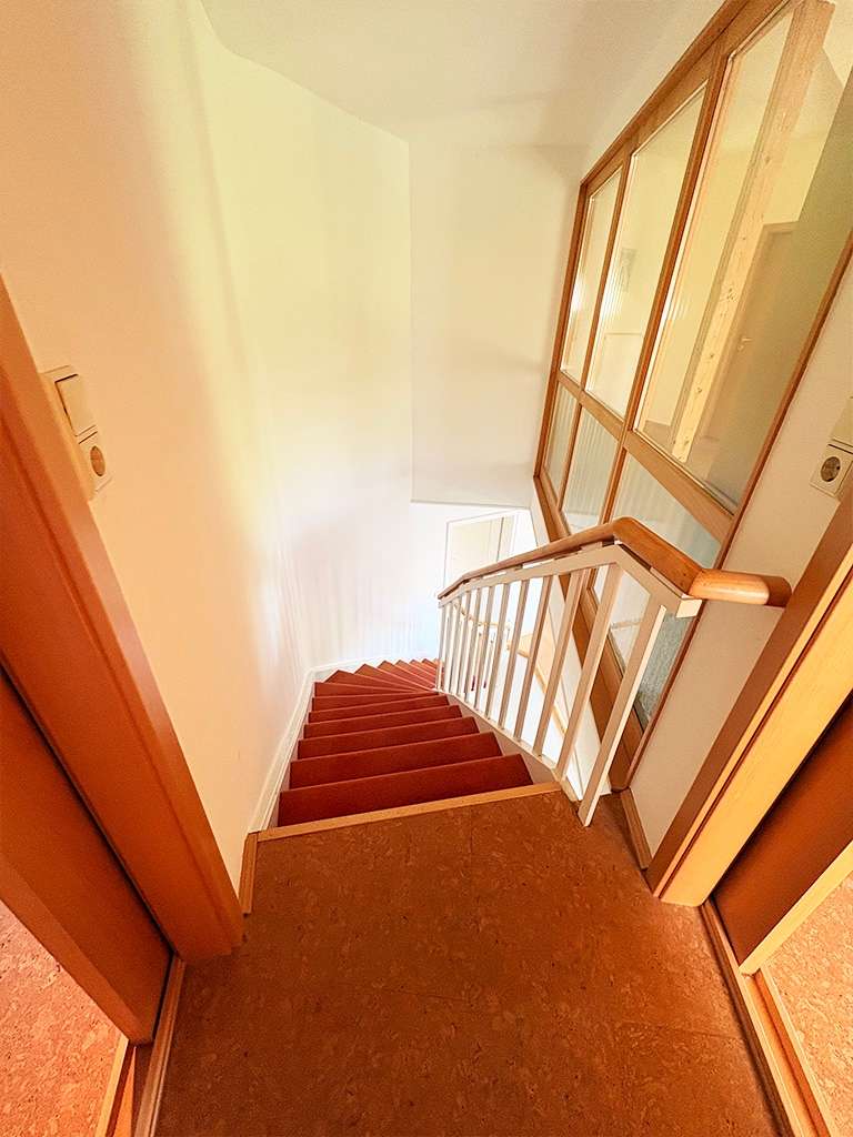 Treppe zum Dachgeschoss